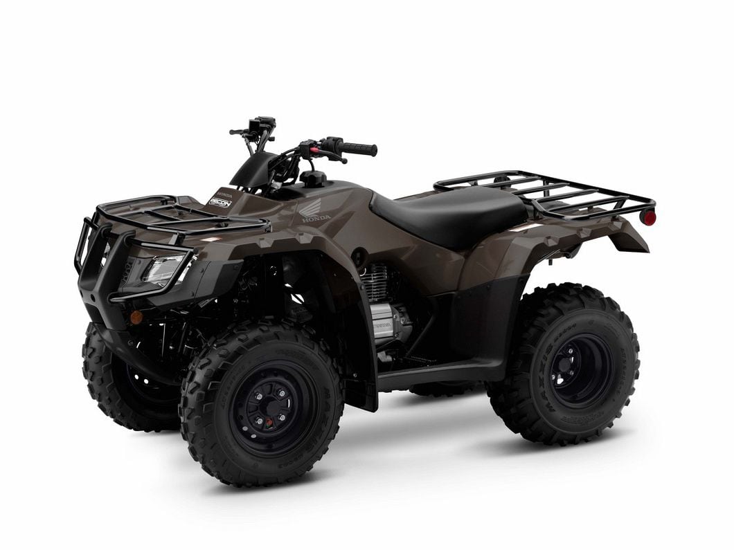 The 2022 Honda FourTrax Recon in Moose Brown.